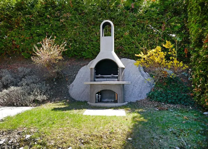 Reves Des Alpes By Interhome 木屋