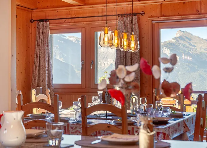 Reves Des Alpes By Interhome 木屋