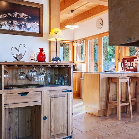 Reves Des Alpes By Interhome Chalé